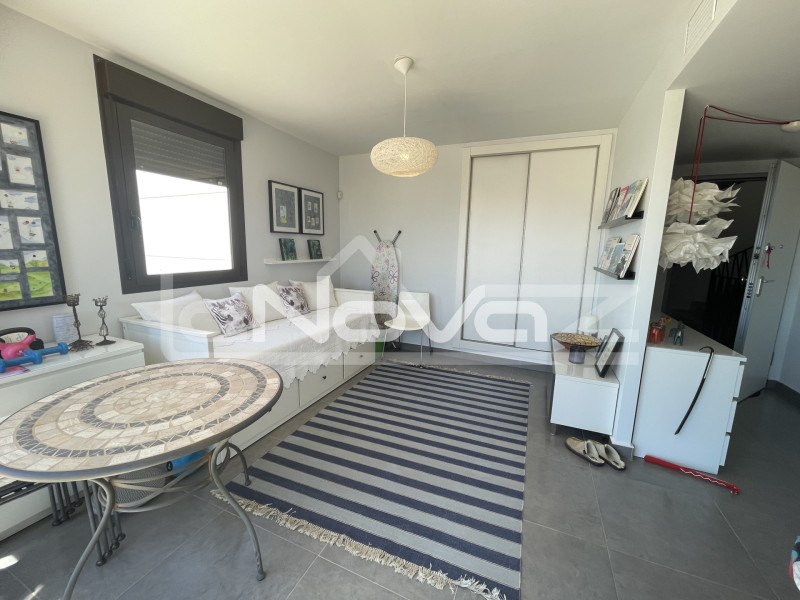 Takvåning med tre sovrum i Las Ramblas. #1997