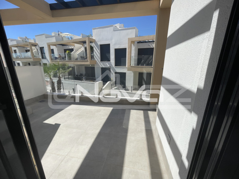 2-bedroom apartment in Villamartín. #1999