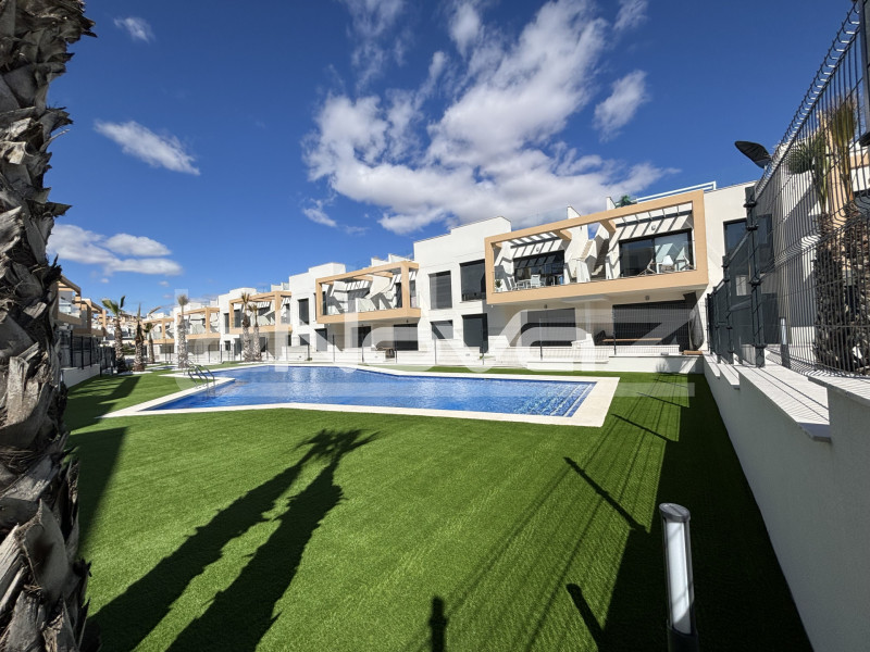 2-bedroom apartment in Villamartín. #1999