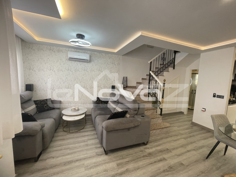 2 bedroom apartment in Villamartín. #2000