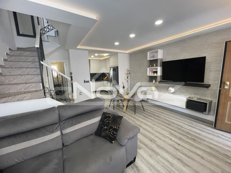 2 bedroom apartment in Villamartín. #2000