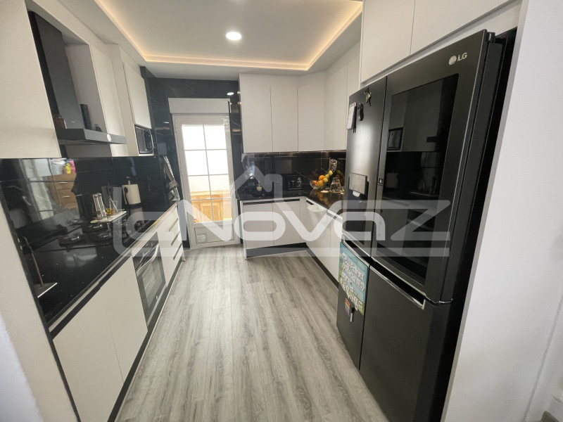 2 bedroom apartment in Villamartín. #2000