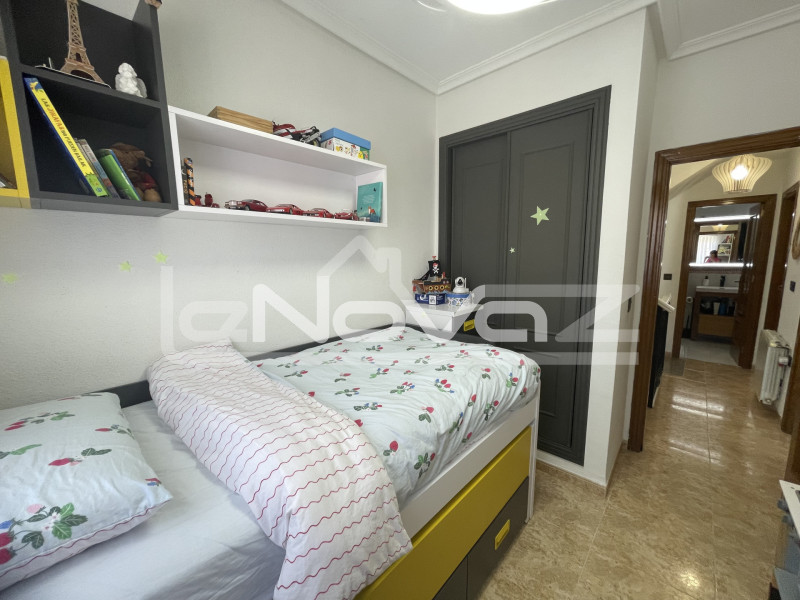 2 bedroom apartment in Villamartín. #2000