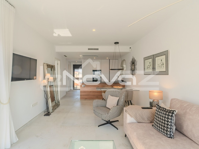 2-bedroom duplex penthouse in La Zenia. #2011