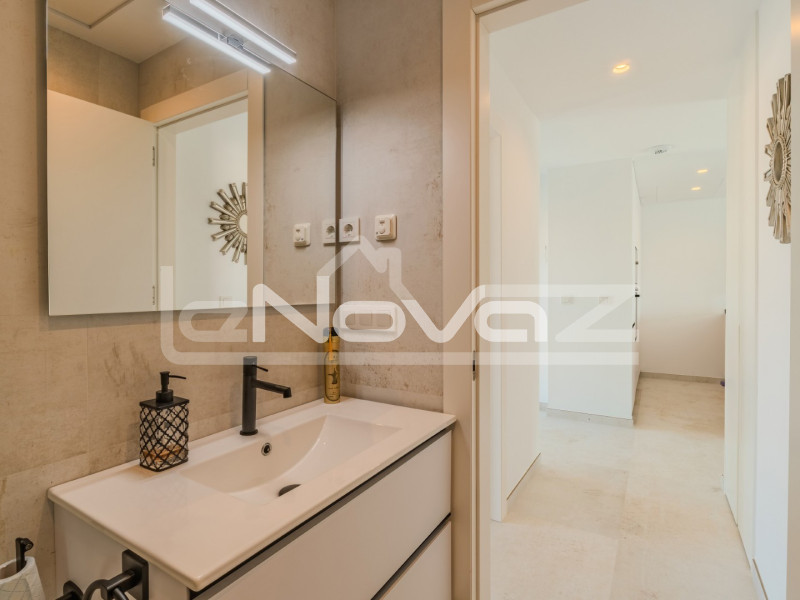 2-bedroom duplex penthouse in La Zenia. #2011