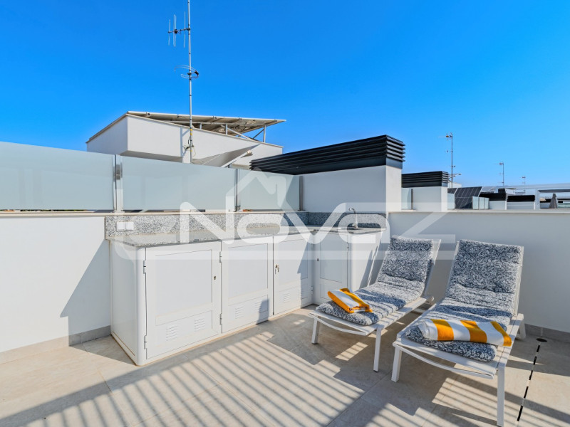 2-bedroom duplex penthouse in La Zenia. #2011