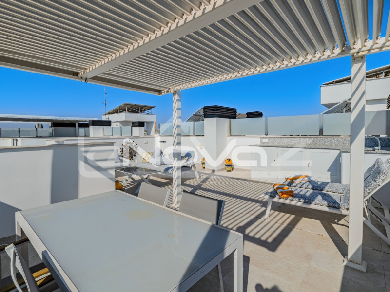 2-bedroom duplex penthouse in La Zenia. #2011