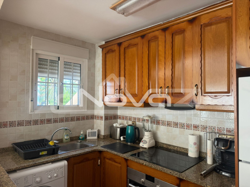 3-piętrowy bungalow z 3 sypialniami w Lomas de Cabo Roig. #2021