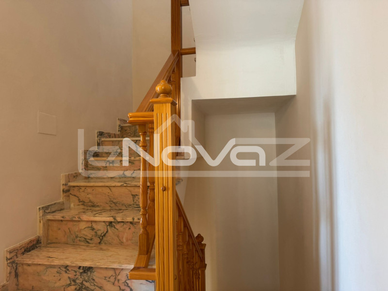 3-piętrowy bungalow z 3 sypialniami w Lomas de Cabo Roig. #2021