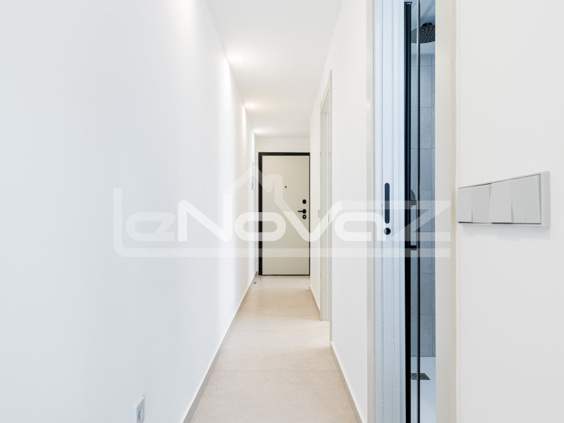 Penthouse on the first line of the beach in Torrevieja. #2023