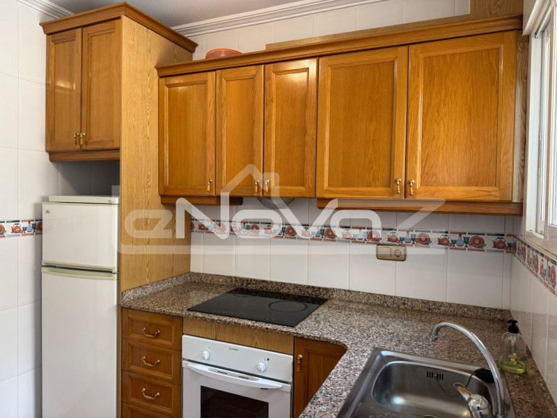 2-bedroom penthouse in Villamartín. #2025