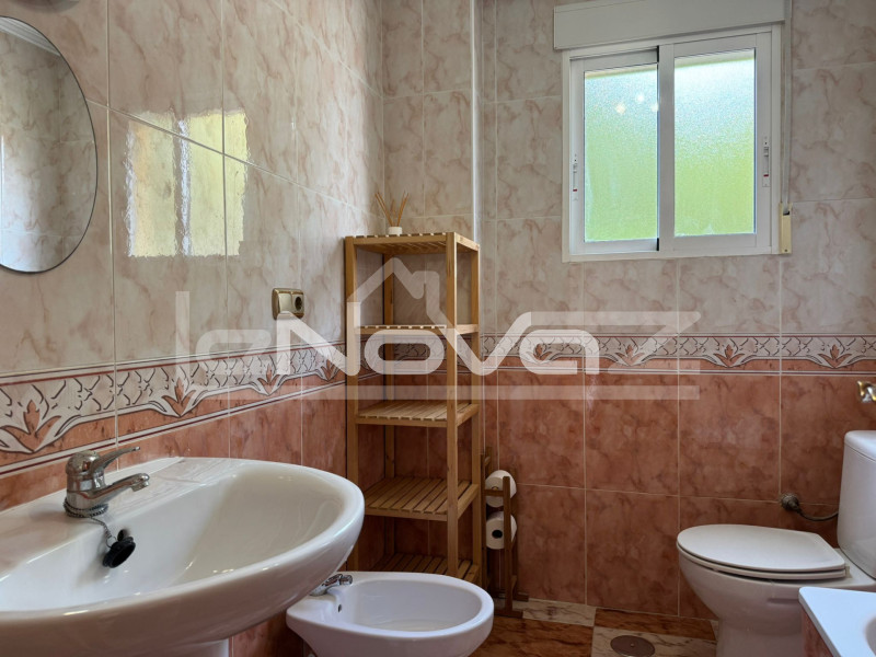 2-bedroom penthouse in Villamartín. #2025