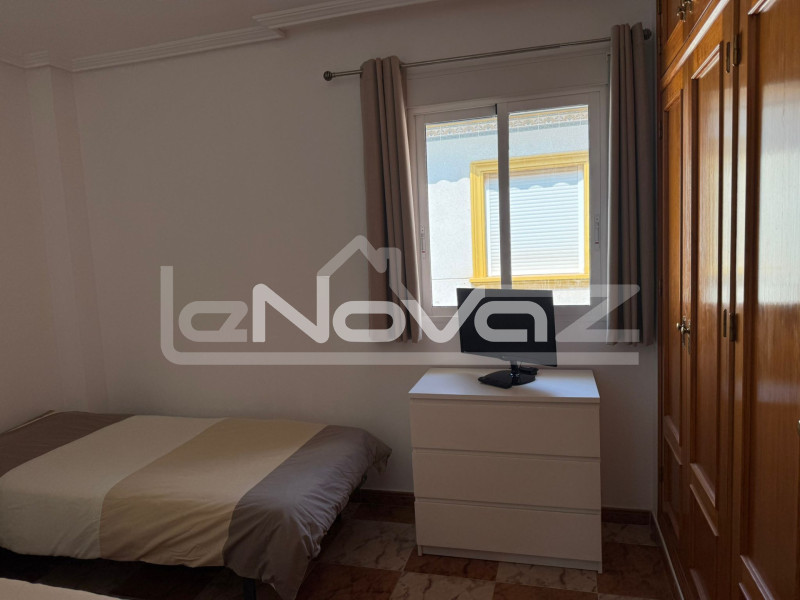 2-bedroom penthouse in Villamartín. #2025