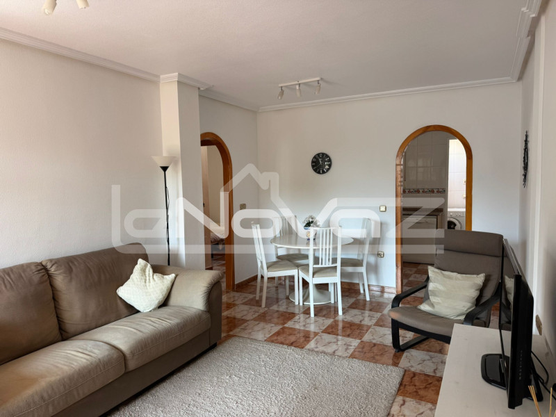 2-bedroom penthouse in Villamartín. #2025