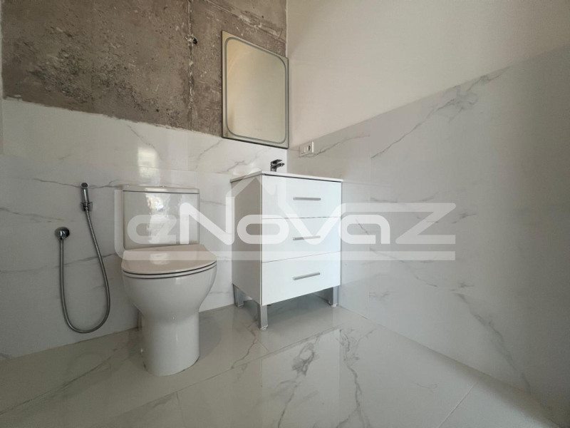 Commercial premises for business in the vibrant La Zenia area. #2030