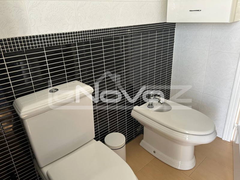 Incredible penthouse with 3 bedrooms, 3 bathrooms, huge solarium with breathtaking sea views 200m from the beach in La Zenia.. #2039