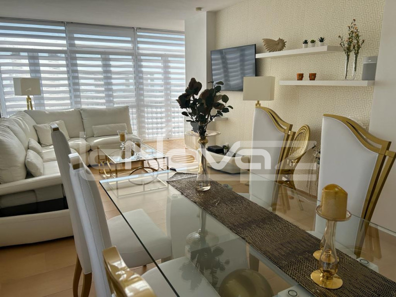 Incredible penthouse with 3 bedrooms, 3 bathrooms, huge solarium with breathtaking sea views 200m from the beach in La Zenia.. #2039