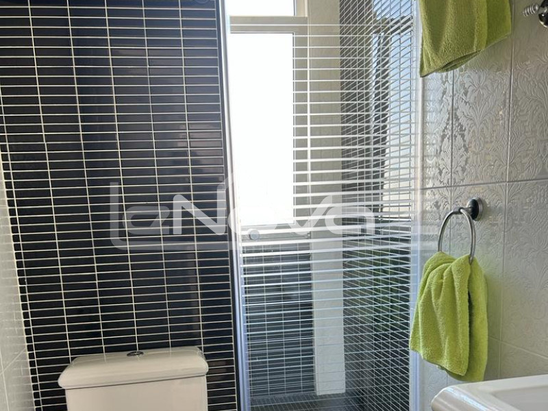 Incredible penthouse with 3 bedrooms, 3 bathrooms, huge solarium with breathtaking sea views 200m from the beach in La Zenia.. #2039