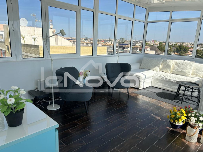 Incredible penthouse with 3 bedrooms, 3 bathrooms, huge solarium with breathtaking sea views 200m from the beach in La Zenia.. #2039