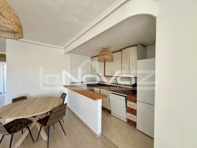 2 bedroom apartment with private courtyard and solarium. Villamartin. #2041