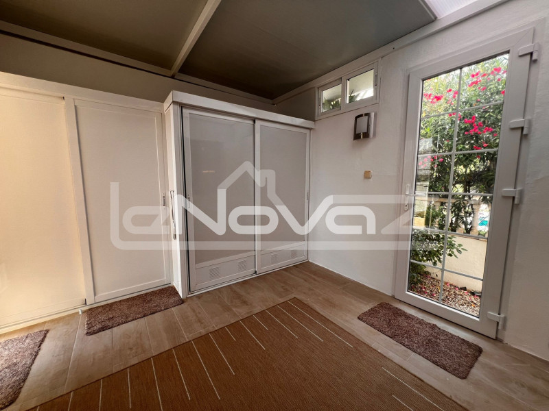 Відремонтована окрема вілла в Лос-Дольсес з приватним басейном та видом на море. #2043