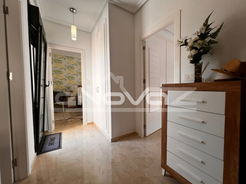 Відремонтована окрема вілла в Лос-Дольсес з приватним басейном та видом на море. #2043