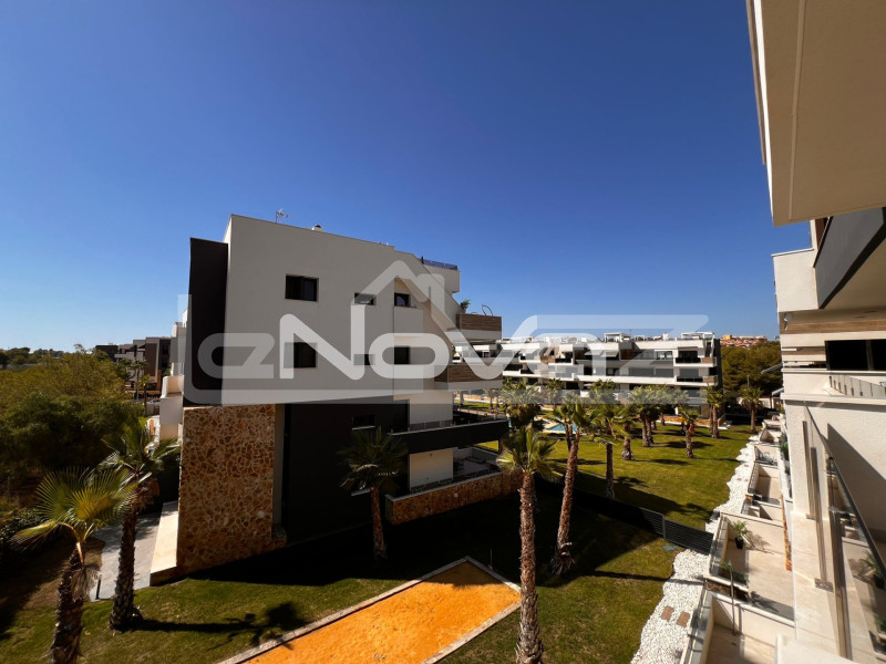 Новозбудована квартира у Вільямартіні зі спа-центром та розкішними місцями загального користування. #2045