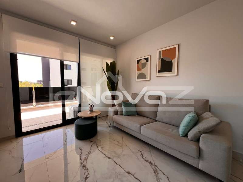 Новозбудована квартира у Вільямартіні зі спа-центром та розкішними місцями загального користування. #2045