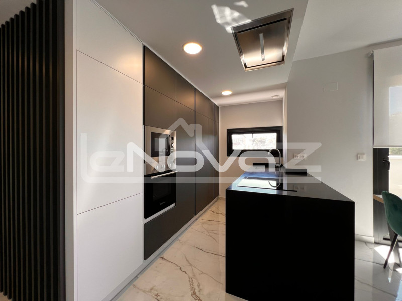 Новозбудована квартира у Вільямартіні зі спа-центром та розкішними місцями загального користування. #2045