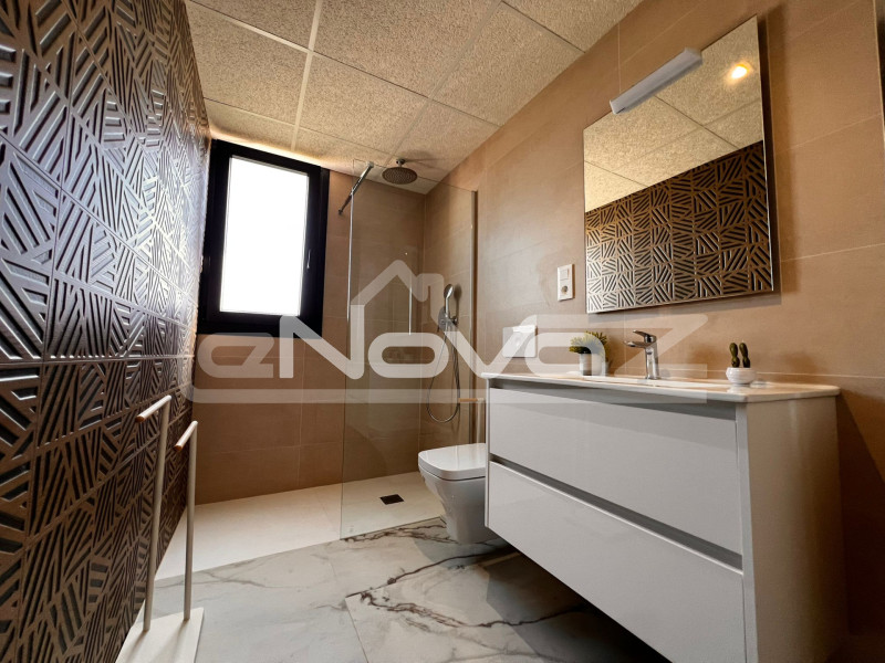 Новозбудована квартира у Вільямартіні зі спа-центром та розкішними місцями загального користування. #2045