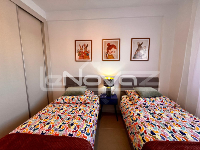 Відремонтована квартира на першому поверсі за 10 хвилин від пляжу Ла-Зенія. #2050