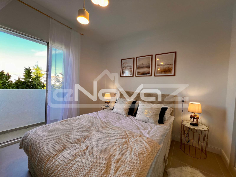 Відремонтована квартира на першому поверсі за 10 хвилин від пляжу Ла-Зенія. #2050