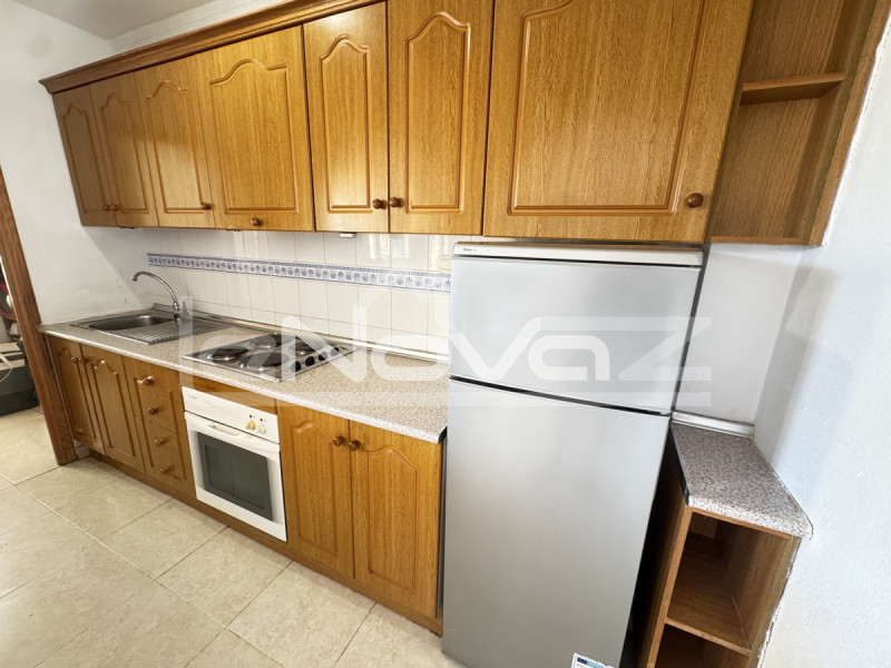 Ground-floor bungalow with garden and communal pool in Villamartín. #2052