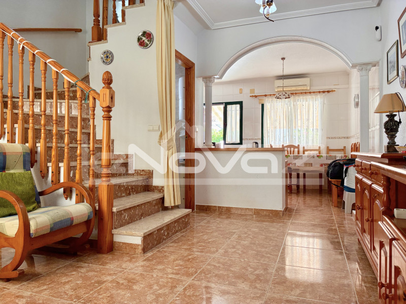 Long-term bungalow rental by the sea - Calle Mayor 12, La Zenia. #2056