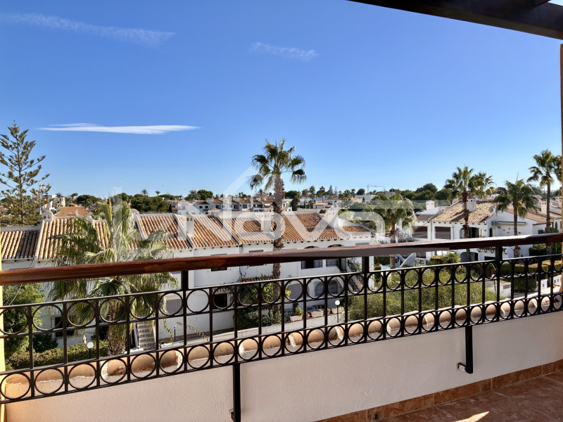 Long-term bungalow rental by the sea - Calle Mayor 12, La Zenia. #2056