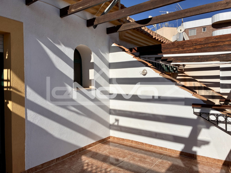 Long-term bungalow rental by the sea - Calle Mayor 12, La Zenia. #2056