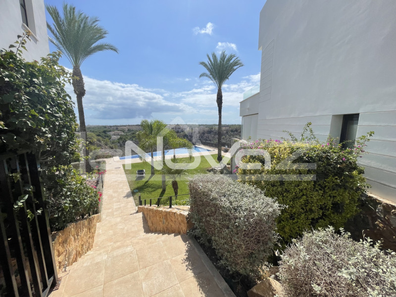 Luxury Duplex Penthouse in Las Ramblas Golf. #2064