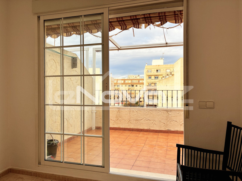 Torrevieja. Atico. Tágas három hálószobás apartman. #2066