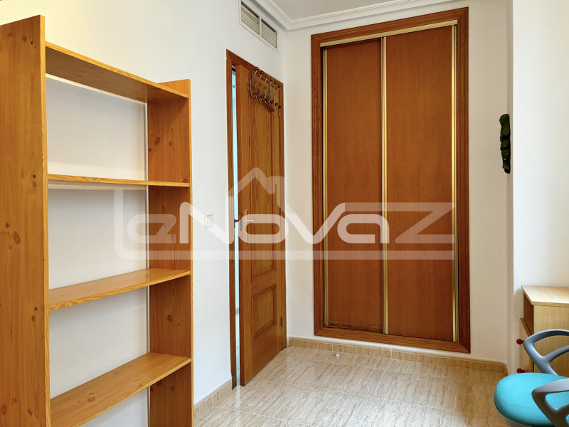 Torrevieja. Atico. Tágas három hálószobás apartman. #2066