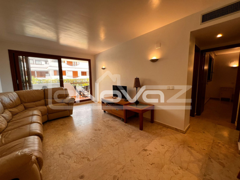 Gyönyörű földszinti lakás La Entrada urbanizációjában. #2067