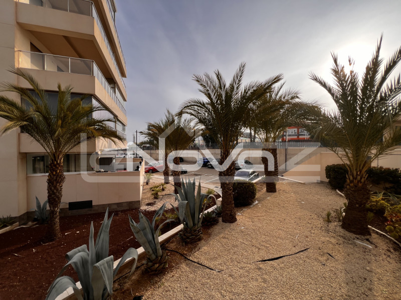 Апартаменти на першому поверсі в Лос-Дольсес – комфорт та ексклюзивність. #2068