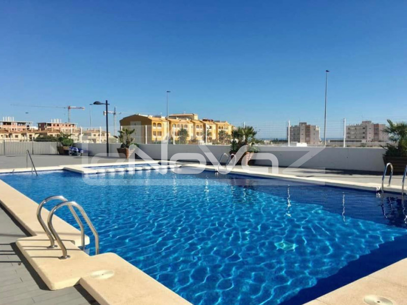 Апартаменти на першому поверсі в Лос-Дольсес – комфорт та ексклюзивність. #2068