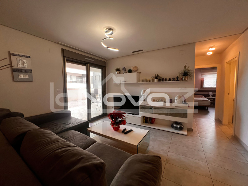 Апартаменти на першому поверсі в Лос-Дольсес – комфорт та ексклюзивність. #2068