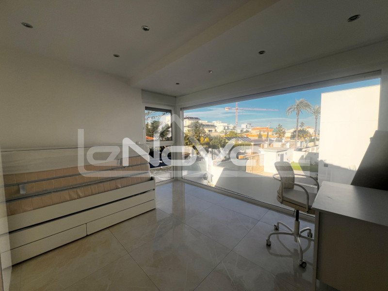 Magnifique villa à La Zenia – prête à emménager. #2069