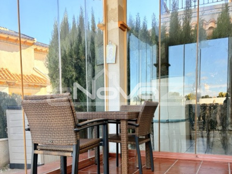 Háromszintes bungaló Lomas De Cabo Roigban. #2072