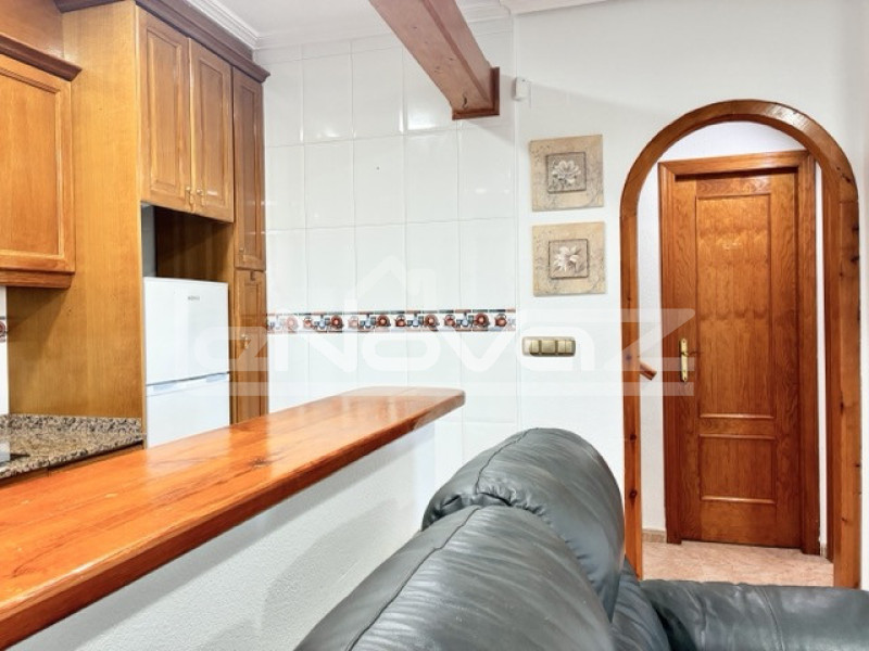 Háromszintes bungaló Lomas De Cabo Roigban. #2072