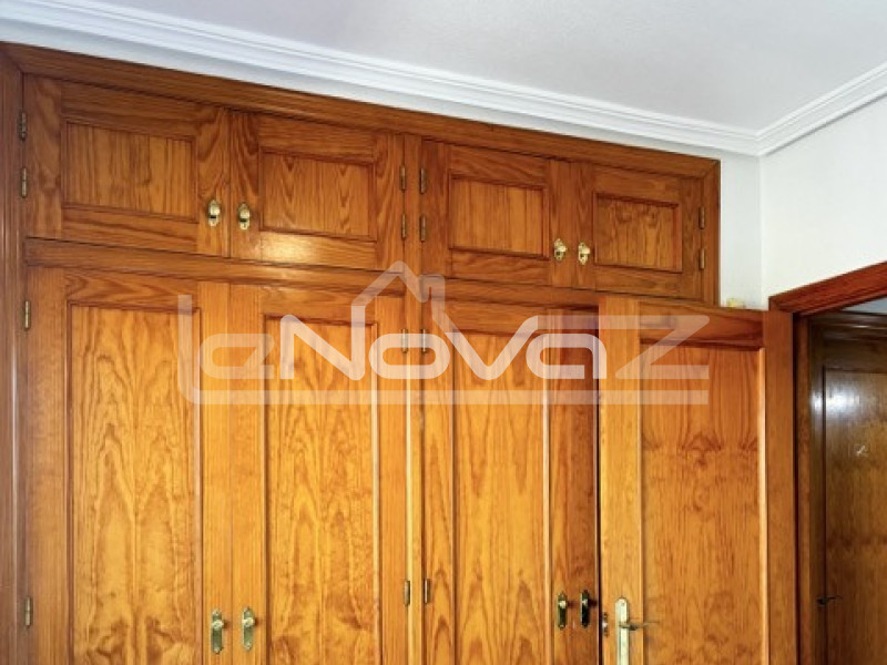 Háromszintes bungaló Lomas De Cabo Roigban. #2072