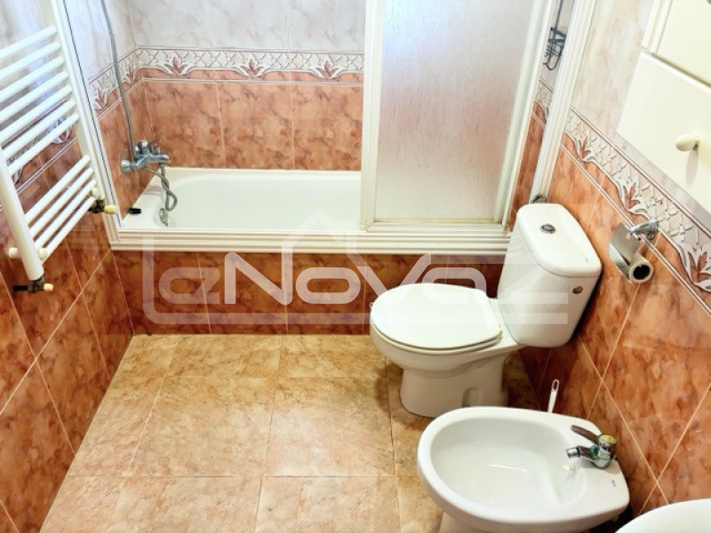 Háromszintes bungaló Lomas De Cabo Roigban. #2072