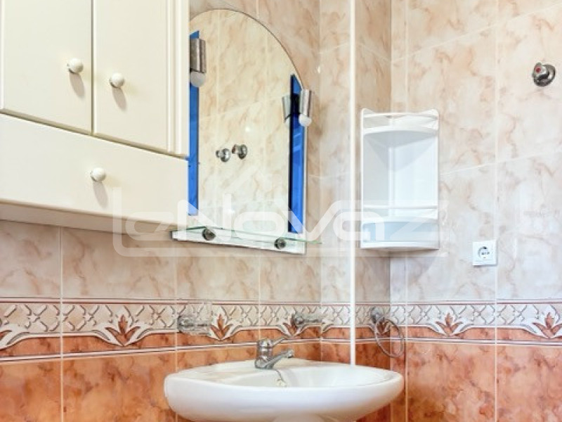 Háromszintes bungaló Lomas De Cabo Roigban. #2072