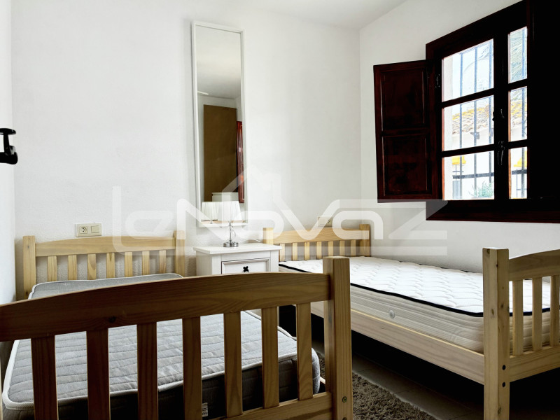 Hangulatos lakás egy csendes, zárt lakóparkban. #2073